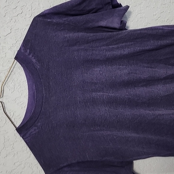 Purple tee - Picture 2 of 6